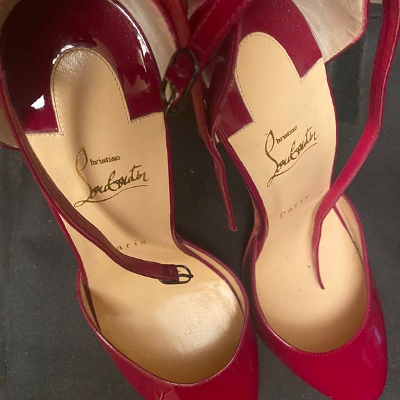 Christian Louboutin オープントゥ 限定品 値下げしました Miss Z - 80 mm パンプス - パテントレザー - ピンク